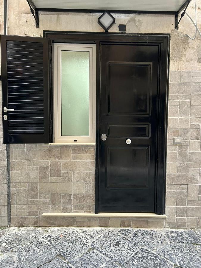 Apartament House Gio Gio' Neapol Zewnętrze zdjęcie