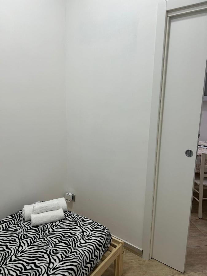 Apartament House Gio Gio' Neapol Zewnętrze zdjęcie